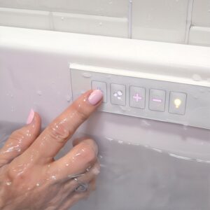 20260422_200543_w=2000,h=2000,fit=crop Lounger Outward Swing Door Walk-In Tub 27″ x 60″ Dual Drain Technology